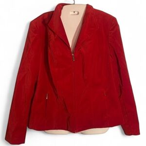 Red velvet jacket with a zipper in the front and pockets #jackets #fall #red